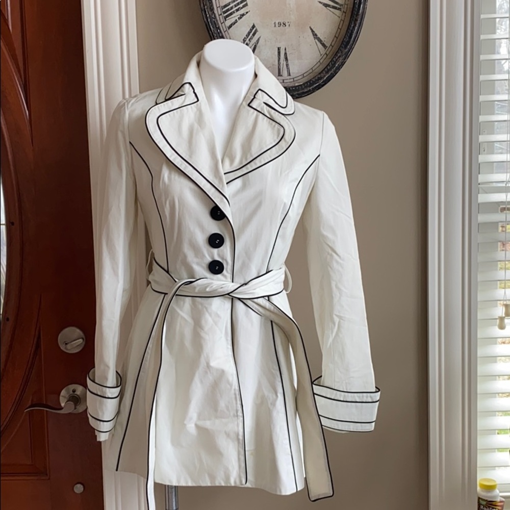 Laundry by design trench/rain coat. 💖